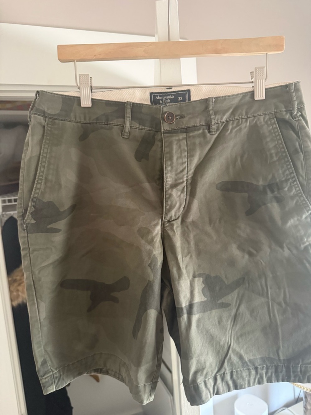 Abercrombie & Fitch Olive Green Camo Chino Shorts